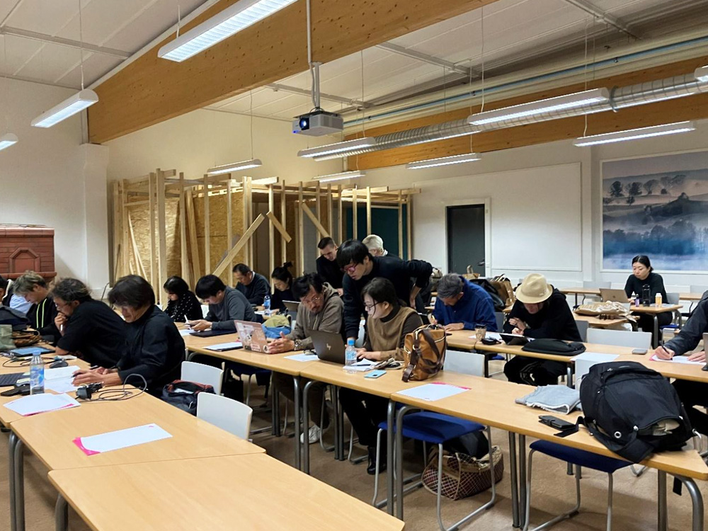 田淵金物ファームマート店 - タンペレ応用科学大学講義室