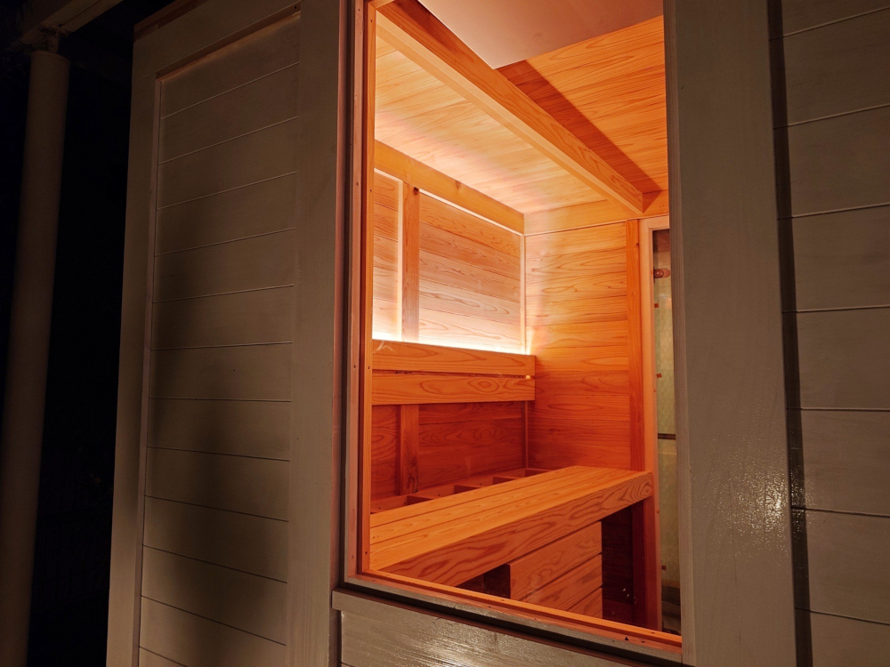 TOTTORI NATURE SAUNA CABIN 二号機 ホワイトバージョン